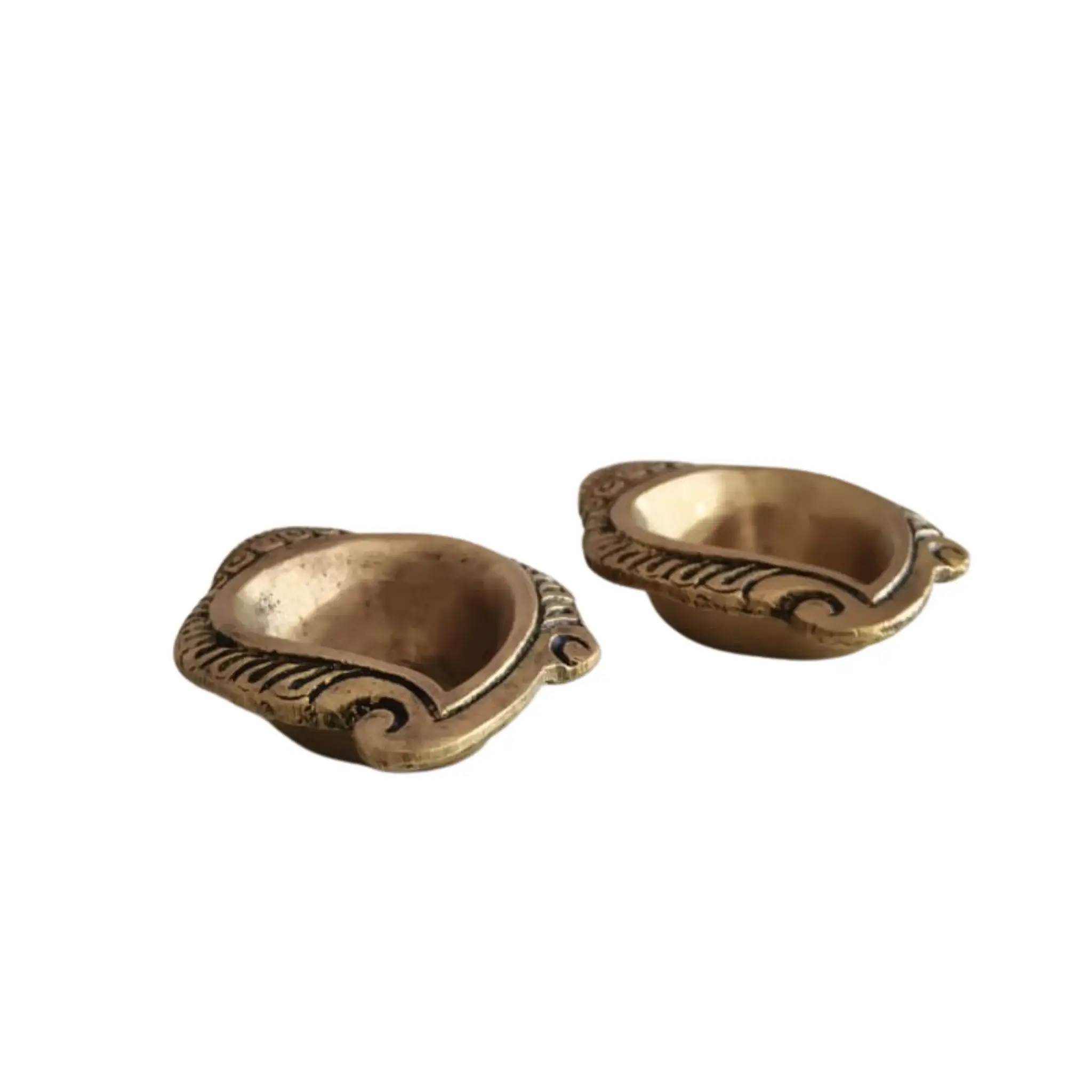 Set of Two Traditional Brass Diyas (Oil Lamps) - Image 4