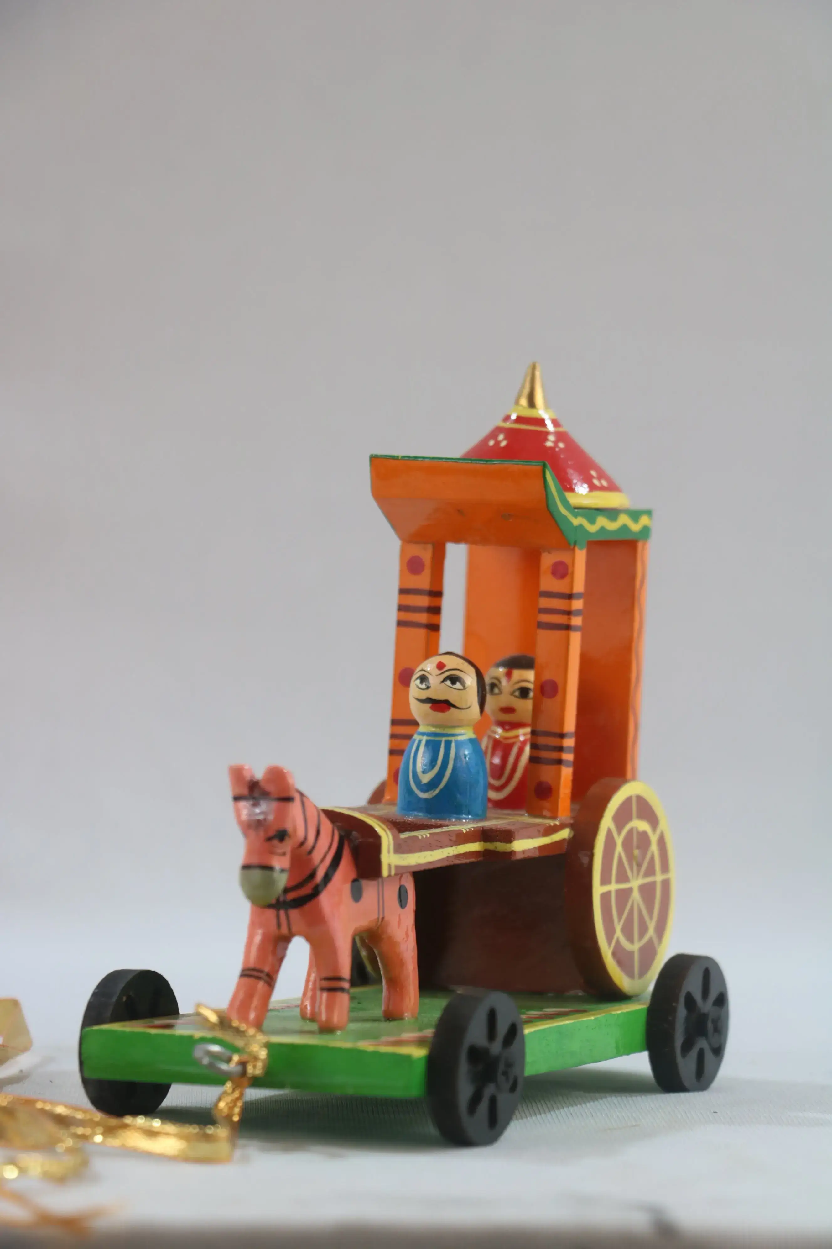 Hand-Painted Wooden Horse Chariot – Traditional Decorative Rath - Image 3