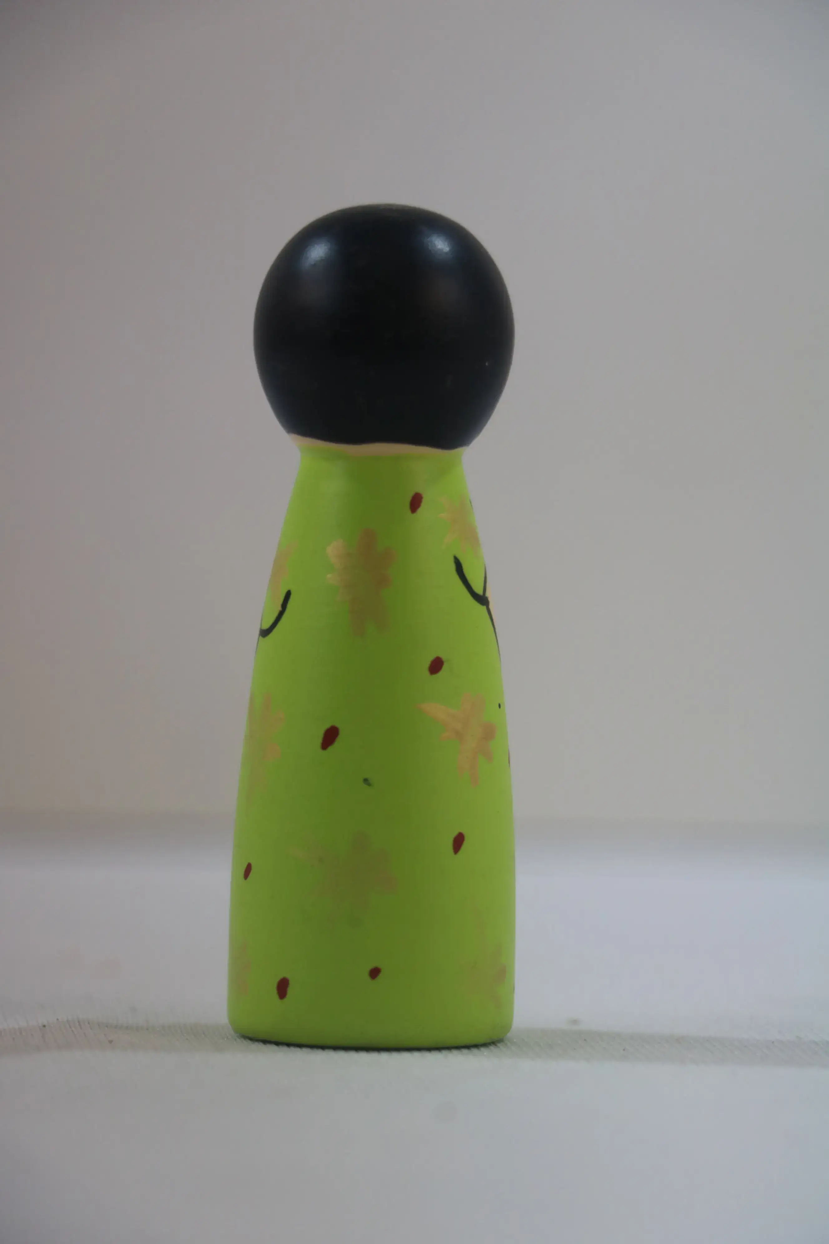 Handcrafted Girl Peg Doll – Charming & Cute - Image 5