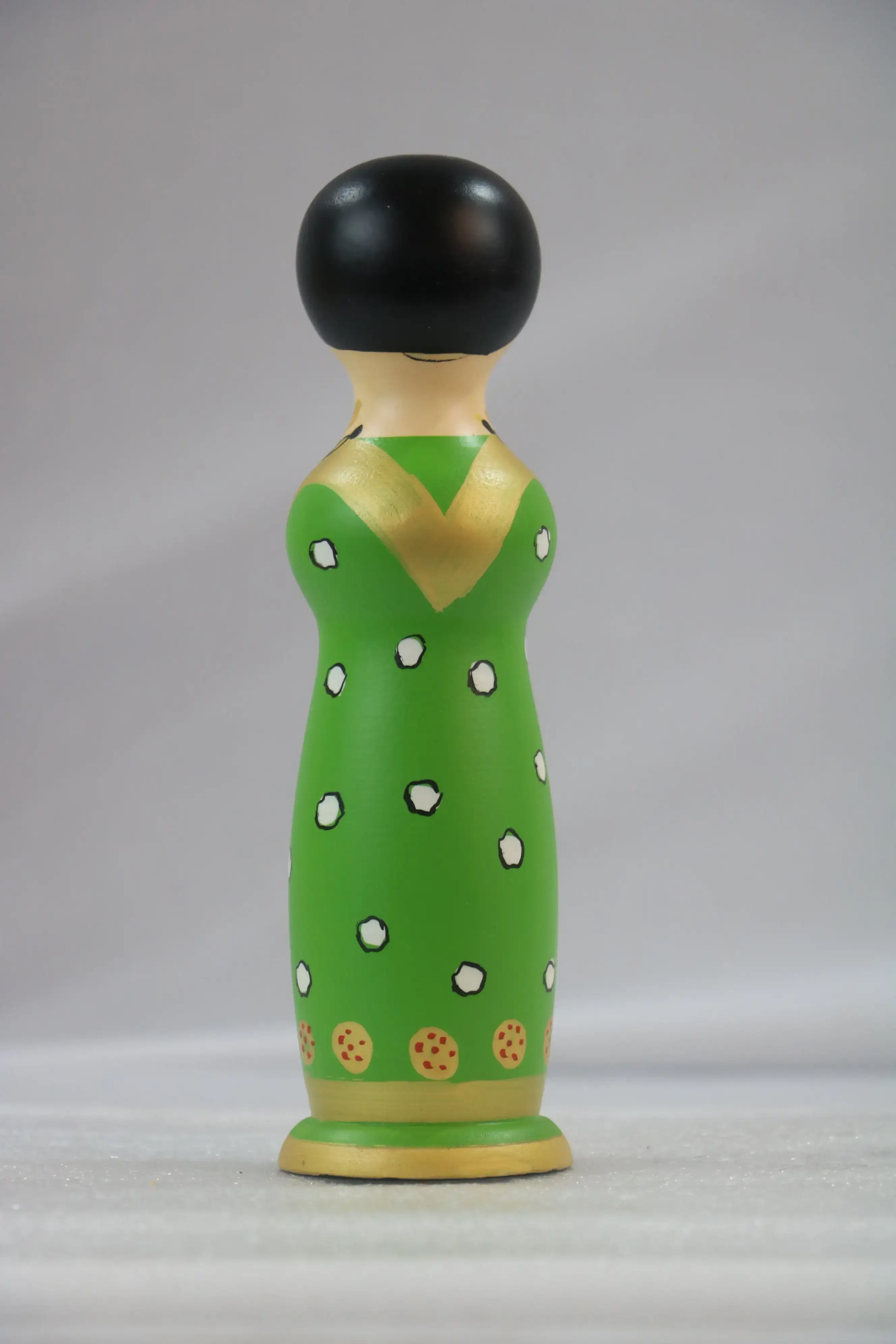 Handpainted Lady Peg Doll – Elegant Wooden Toy - Image 2