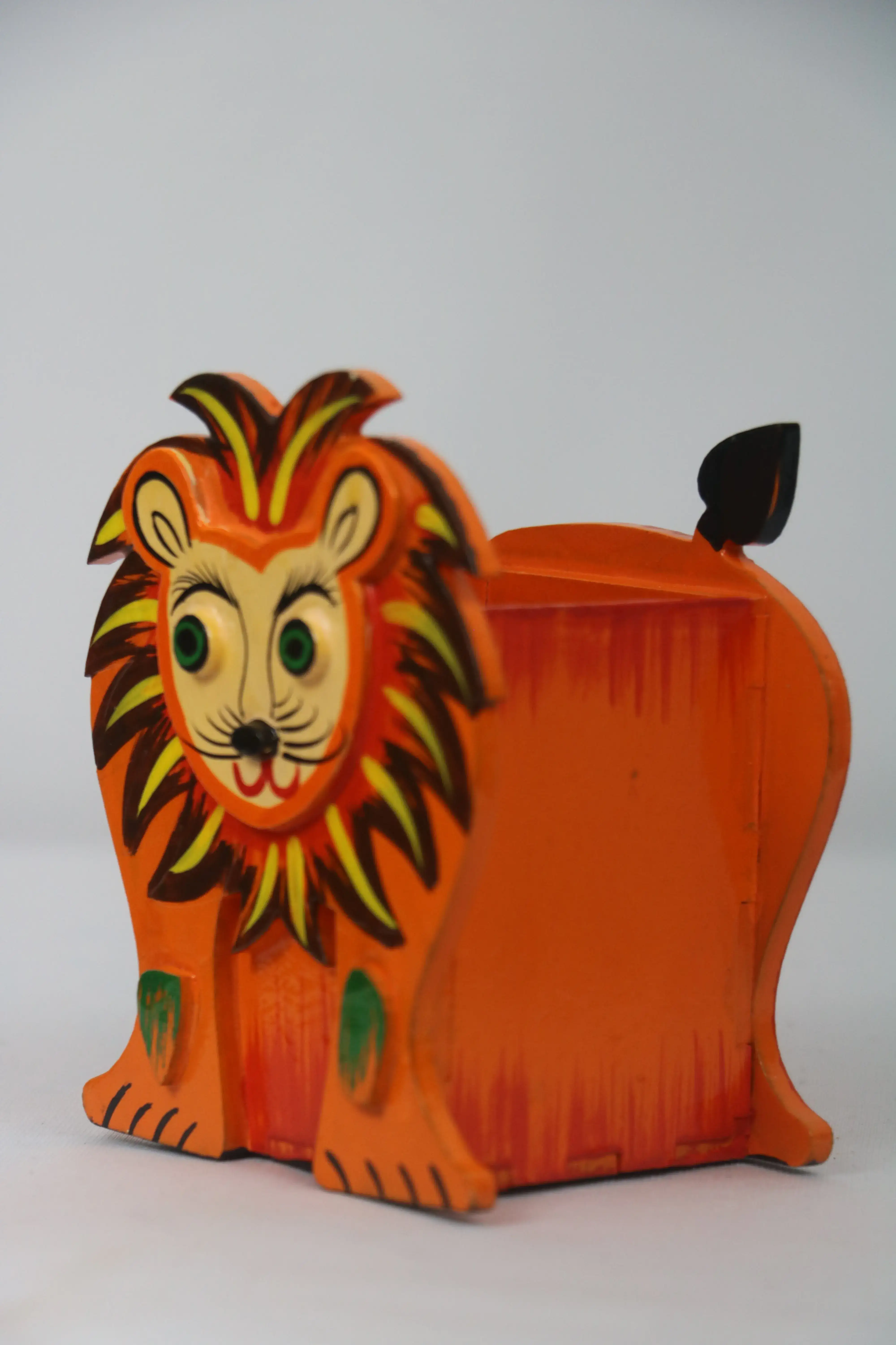 Colorful lion Themed Pen Stand – Handcrafted Wooden Desk Accessor - Image 3