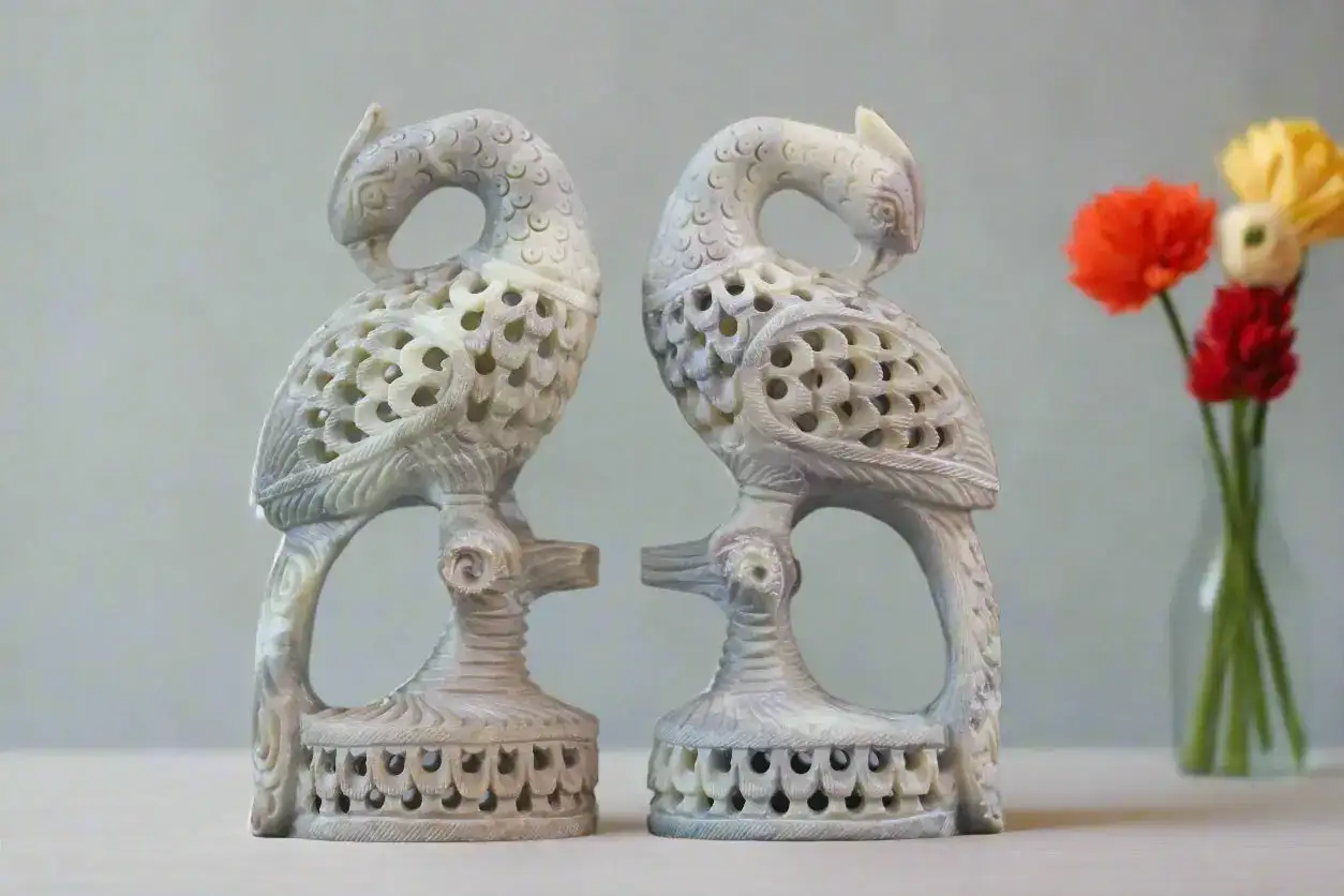 Peacock Pair Jali Carving – Ethnic Indian Handicraft Figurines - Image 6