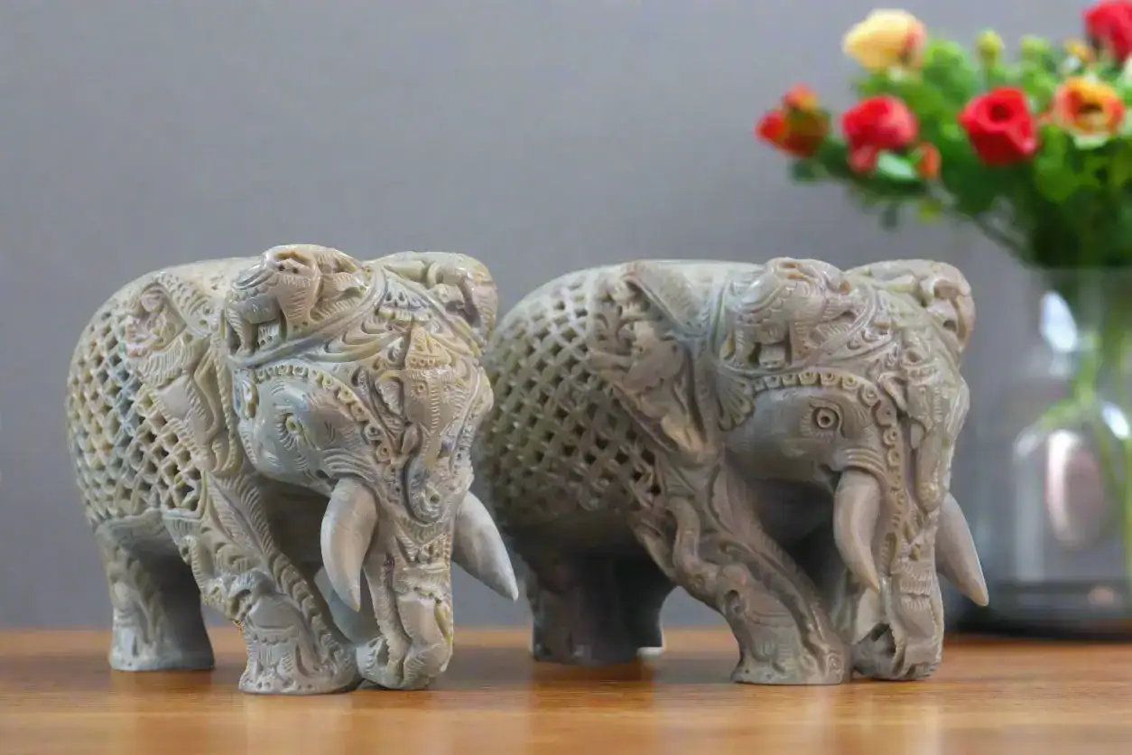 Pair of Elephants Idol Soft Stone – Intricate Jali Carving Handcrafted Artwork - Image 6