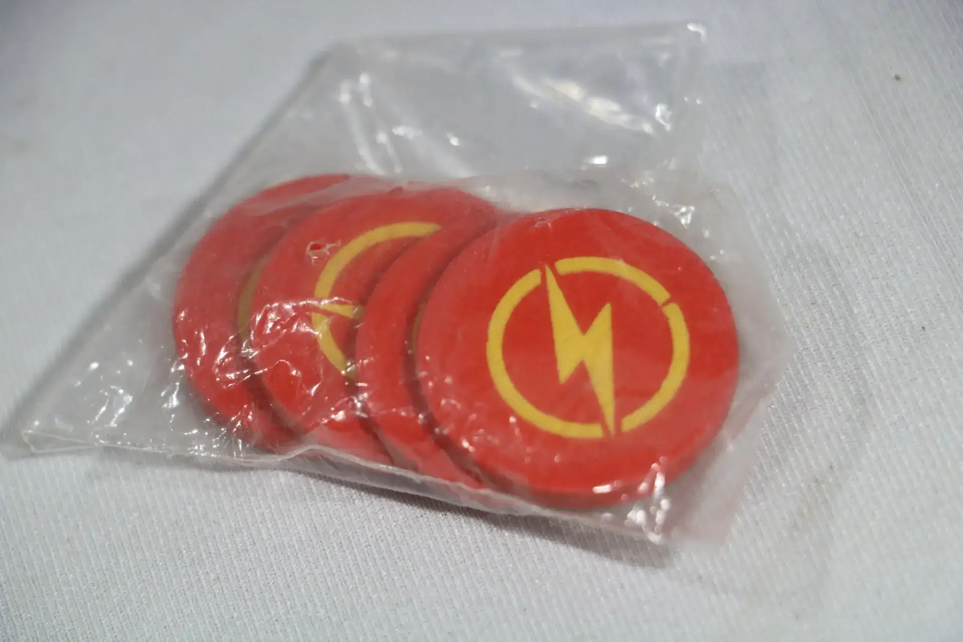 Wooden Avengers Coin Set (4 pcs) – Perfect Gift for Fans - Image 3